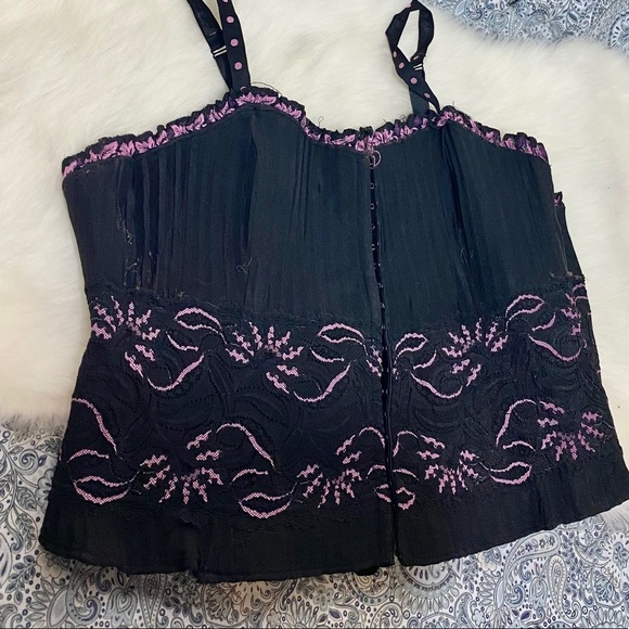 Cacique Other - Cacique 26/28 corset underwear womens euc